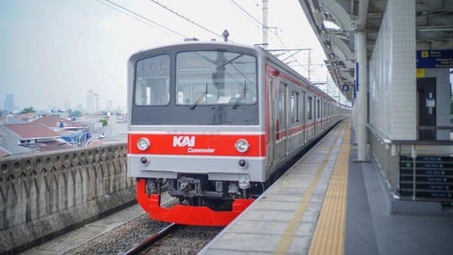 Analisis Dampak Banjir di Jalur Rel Angke-Kampung Bandan: Lebih Dari Sekadar Keterlambatan