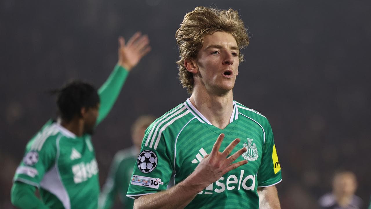 Analisis Psikologis Transfer: Mengapa Anthony Gordon Akhirnya Memilih Komitmen di Newcastle