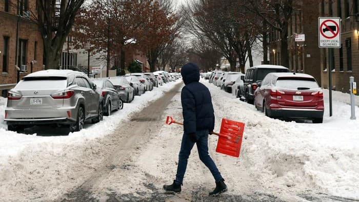 Analisis Dampak Ekosistem: Ketika Badai Salju Februari 2026 Menguji Ketahanan Infrastruktur Amerika Utara