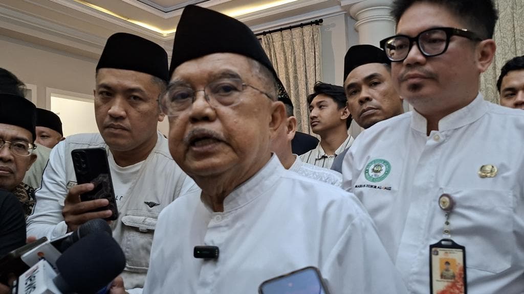 Diplomasi di Tepi Jurang: Analisis Mendalam atas Seruan Jusuf Kalla untuk Berpihak pada Iran