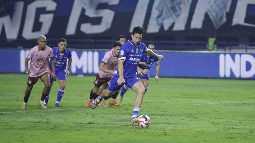 Analisis Mendalam: Dominasi Mutlak Persib di GBLA dan Tantangan Menuju Gelar Juara