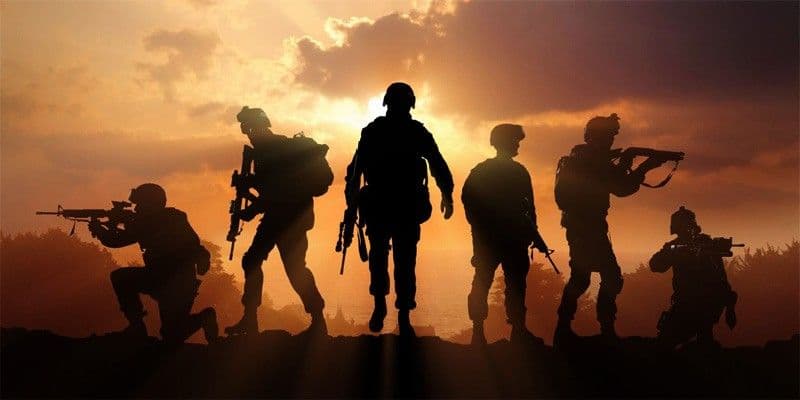 Di Balik Seragam: Evolusi Strategis dan Tantangan Multidimensi Angkatan Bersenjata Abad 21