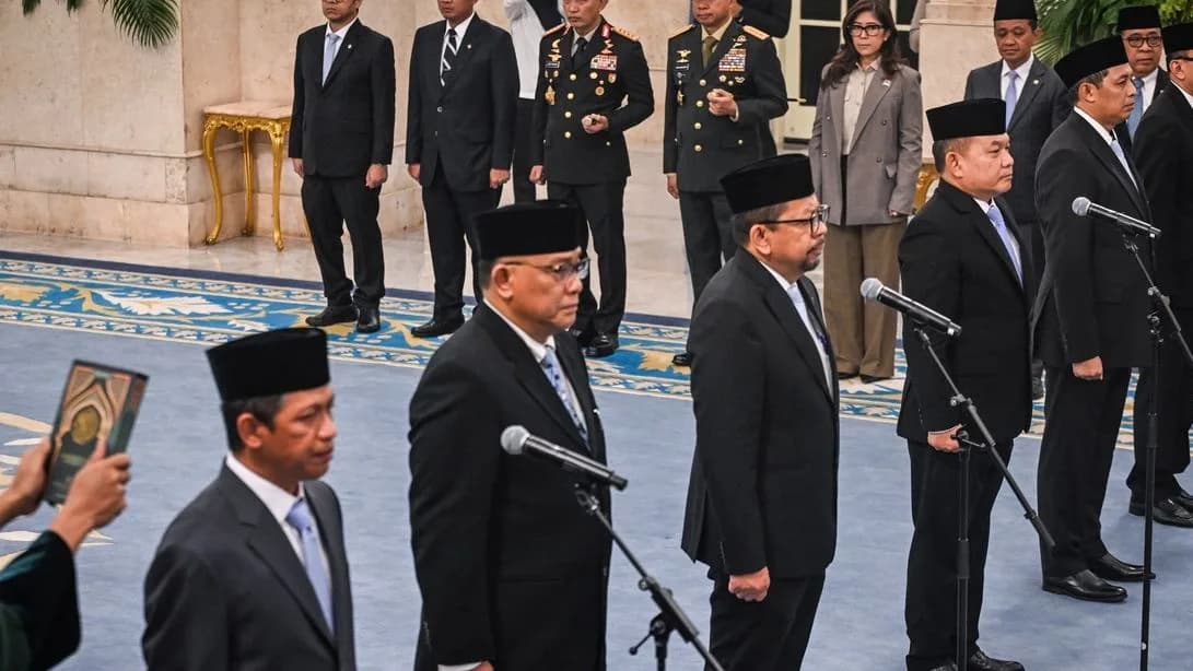 Membedah 6 Kali Reshuffle Kabinet Prabowo: Catatan Seorang Tutor tentang Dinamika Pemerintahan