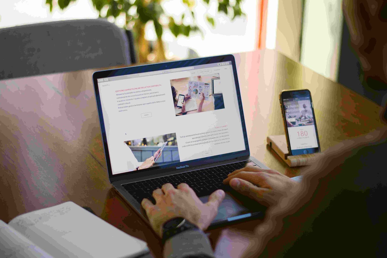 Membaca Gelombang Digital: Bagaimana Transformasi Teknologi Mengubah DNA Interaksi Manusia