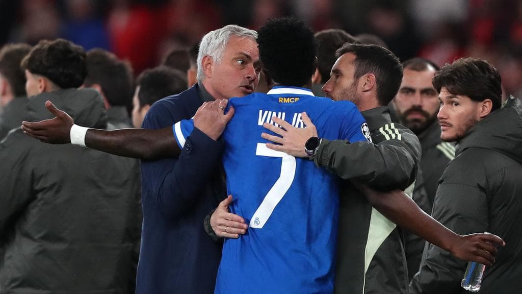 Analisis Mendalam: Ketika Kritik Courtois Membuka Luka Lama Sepakbola Eropa Soal Rasisme