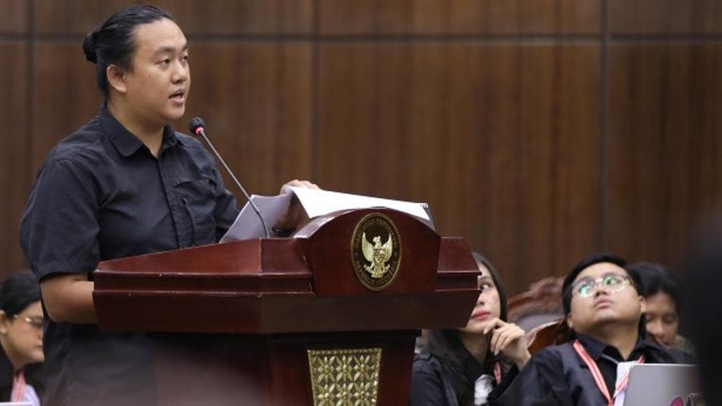 Dua Minggu di Ruang ICU: Analisis Mendalam Kondisi Andrie Yunus dan Ujian Demokrasi Indonesia